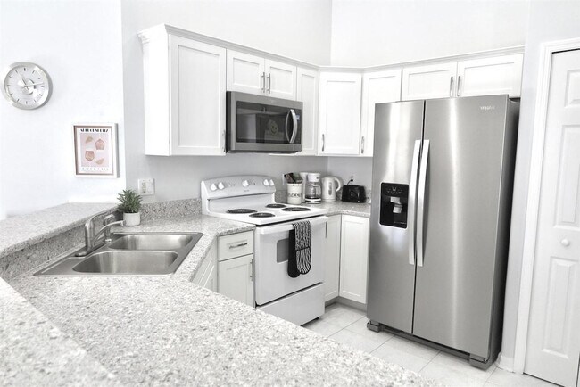 7832 Myrtle Oak Ln unit ID1059224P, Kissimmee, FL 34747 - photo 7