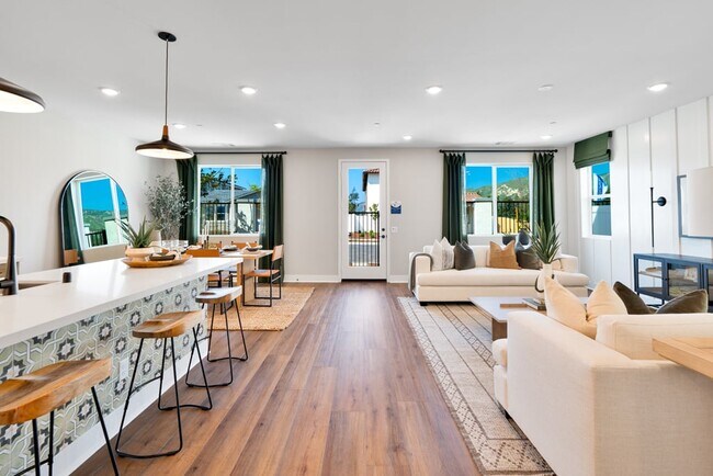 100 Gray Pine Way, Piru, CA 93040 - photo 6