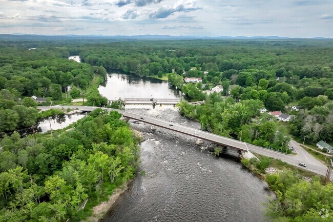 The Bar Mills Bridge spans the Saco River to the northern end of Salmon Falls.
