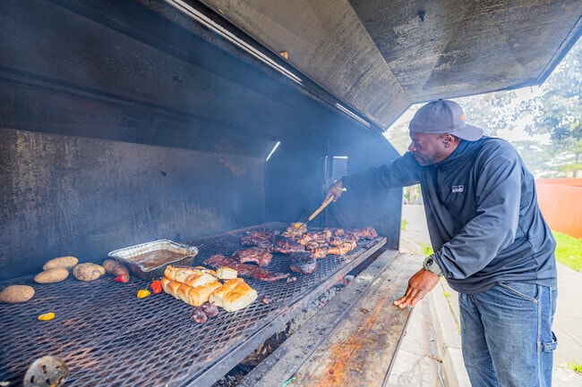 Savor Candlestick Point's local flavors at David Anderson's BMF BBQ.