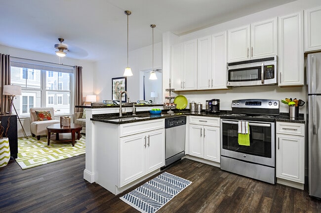 The Oaks on The Square, Storrs Mansfield, CT 06268 - photo 3