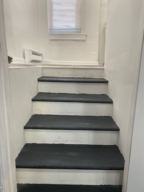 5424 Market St unit 2M, Philadelphia, PA 19139 - photo 1