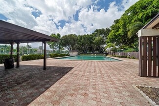 4033 SW 68th Way, Miramar, FL 33023