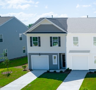 1230 Wylie St, Camden, SC 29020