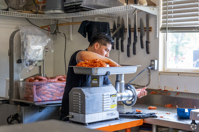 Lafnow residents can get freshly prepared meats and Mexican food at Michoacana Meat Market.