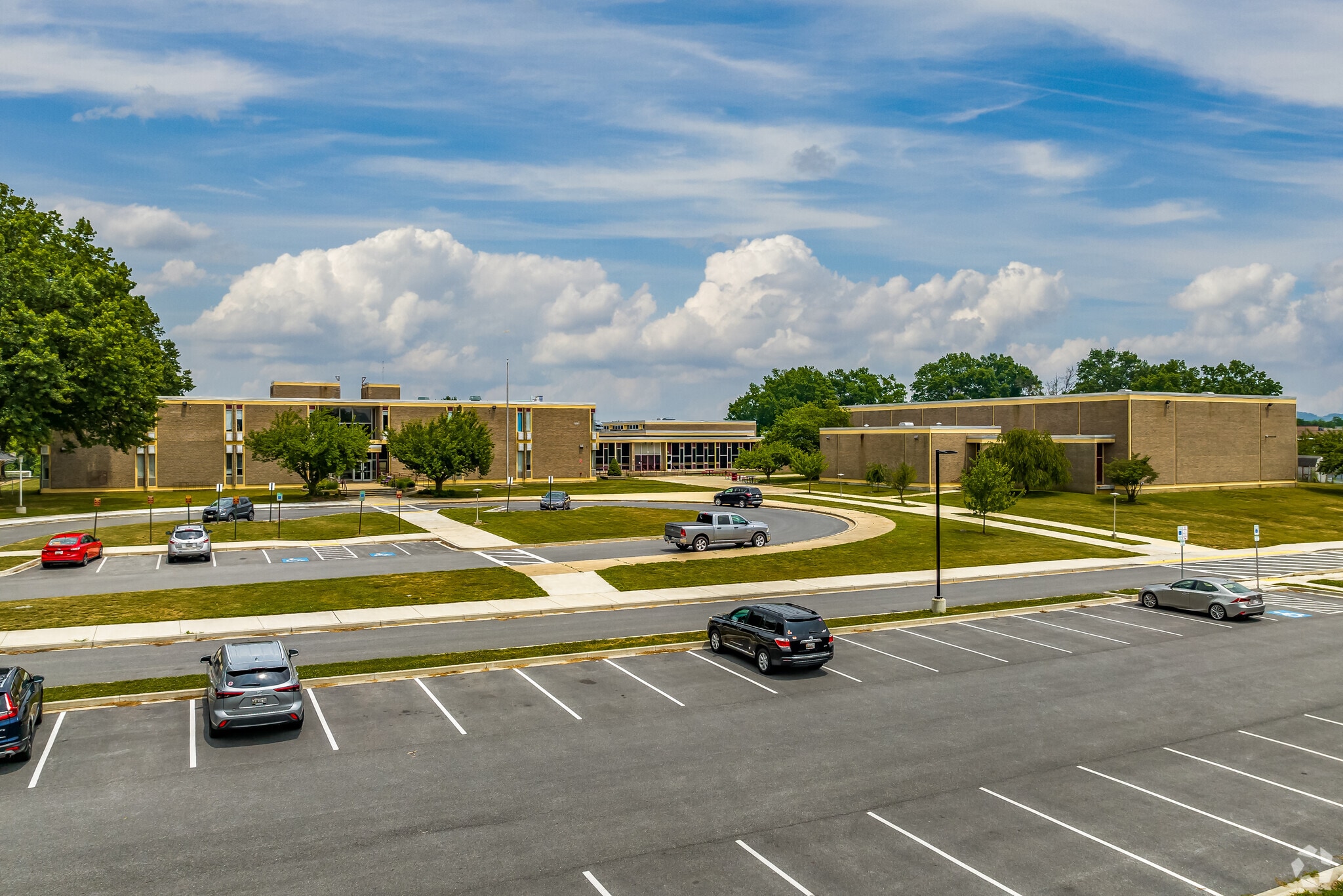 602 E H St, Brunswick, MD 21716