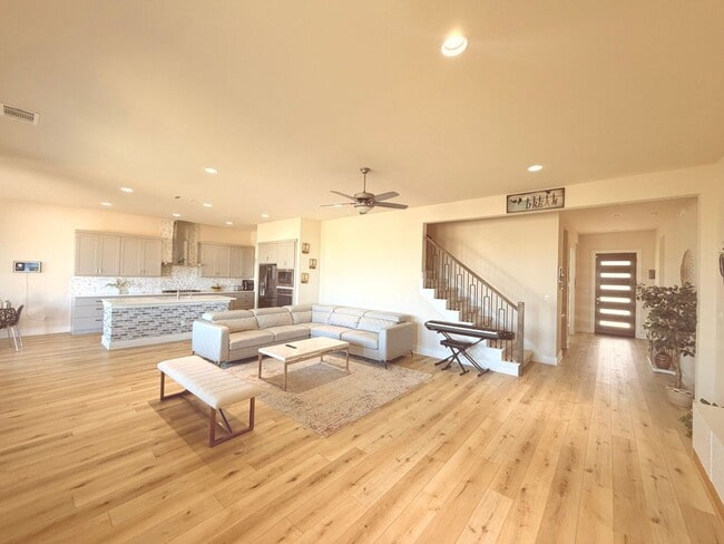 1832 Indian Apple Way, Leander, TX 78641 - photo 2