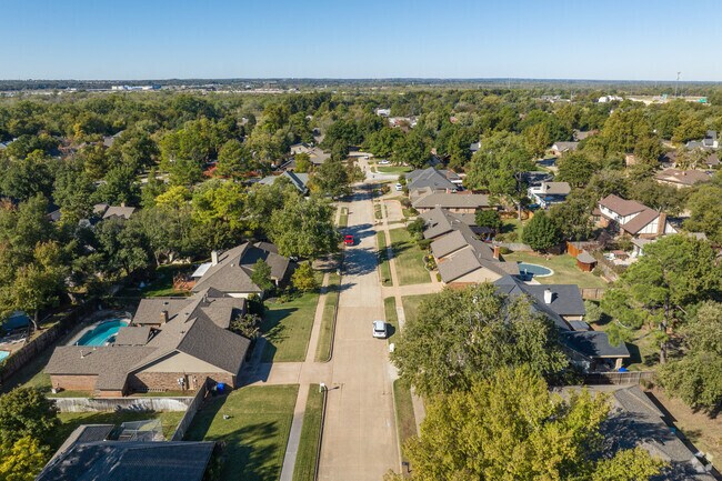 Adkins Crossing streets are lined with sidewalks, making it easy for an evening walk.