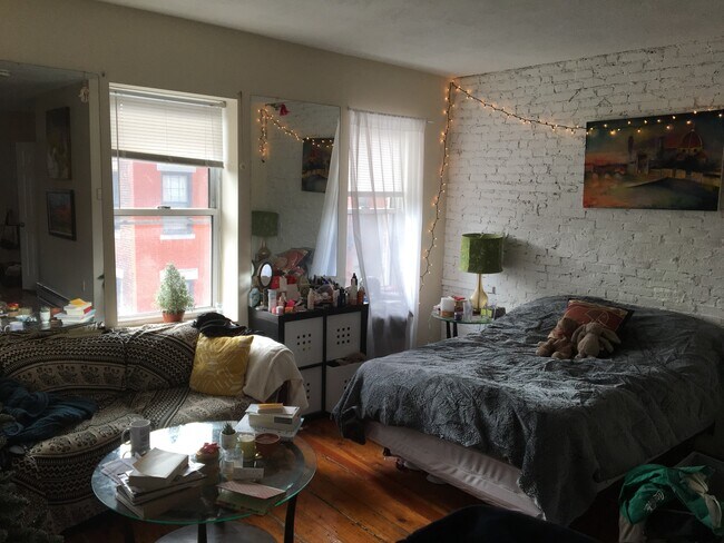 37 Cooper St unit 4, Boston, MA 02113 - photo 2