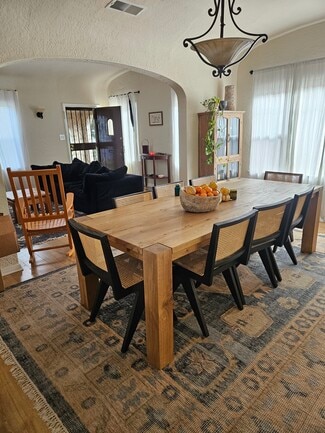 533 N Gardner St, Los Angeles, CA 90036