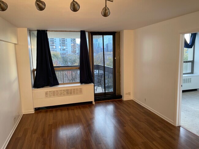 Bryant House unit 607A, Chicago, IL 60610 - photo 7