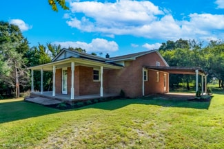 407 Christopher Dr, Burlington, NC 27217