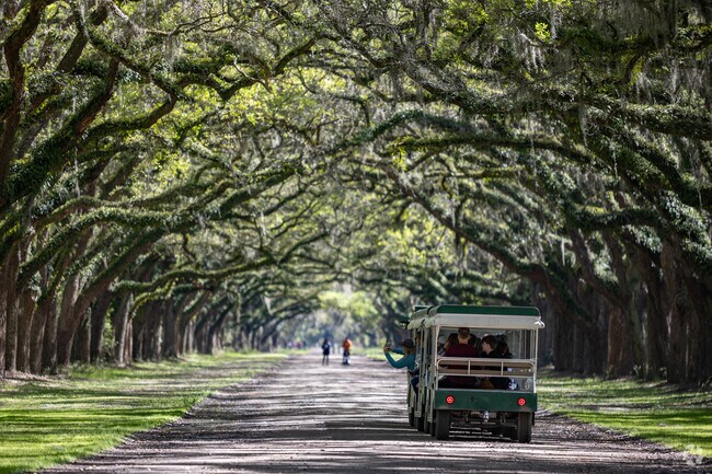 Visit Wormsloe State Park located in Isle of Hope near Sandfly.
