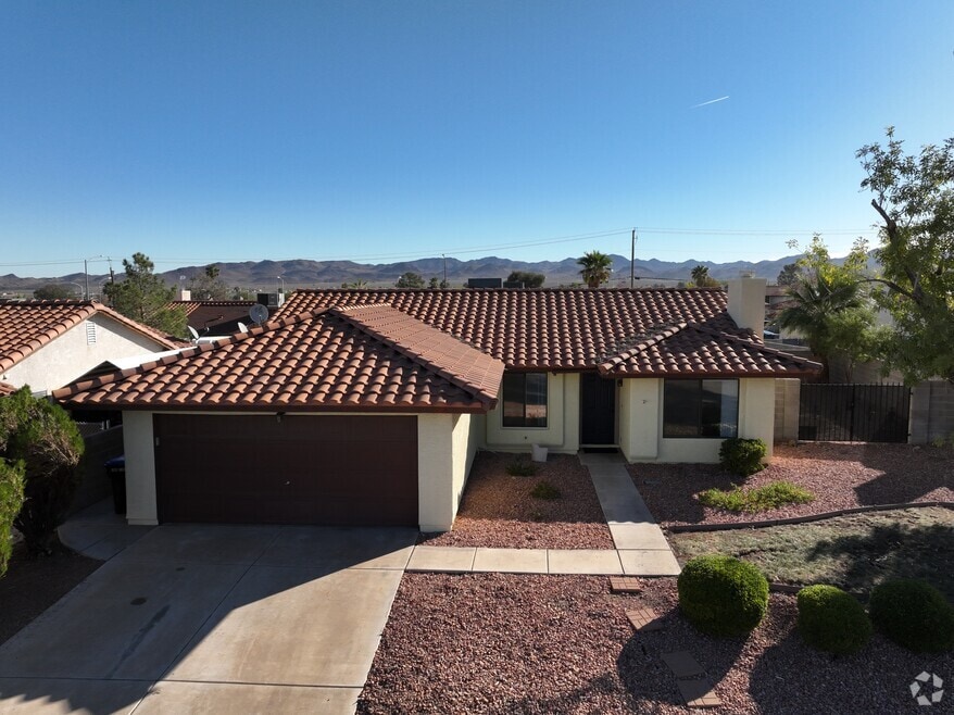 160 Lido Cir, Henderson, NV 89015 - photo 2