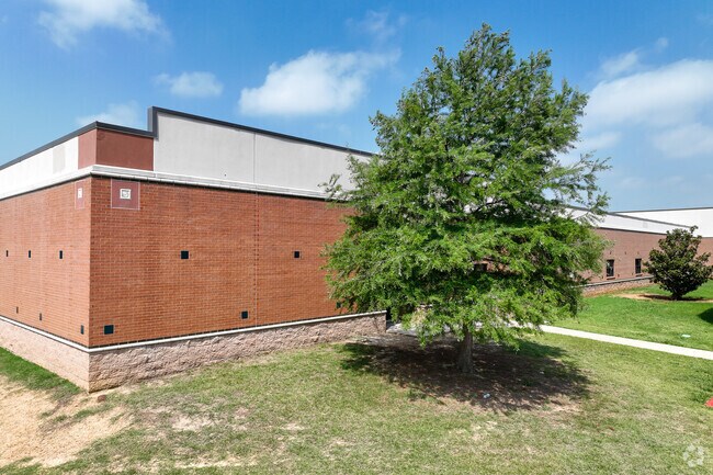 The teachers at Bridlewood Elementary in Flower Mound are dedicated to your child's education.