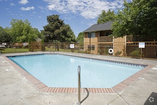 15910 NE Sandy Blvd, Portland, OR 97230