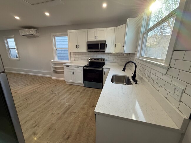 95 Bowdoin St unit 3, Winthrop, MA 02152 - photo 3