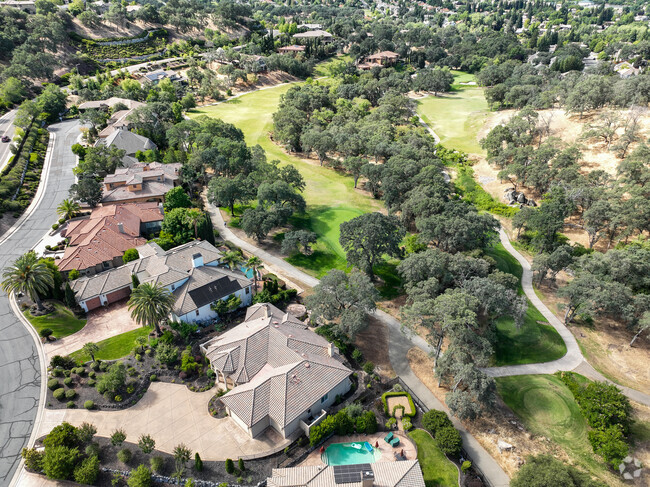 Whitney Oaks neighborhood is full of beautiful scenery and landscapes.