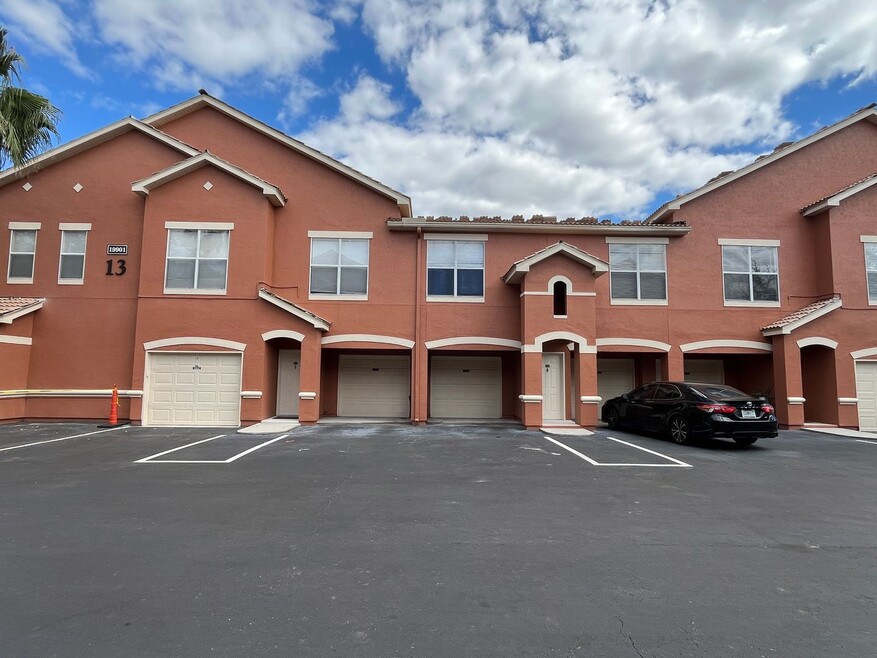 19901 Villa Tuscany Way, Orlando, FL 32821 - photo 1