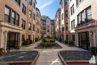 4244 N Ashland Ave Unit 1E, Chicago, IL 60613