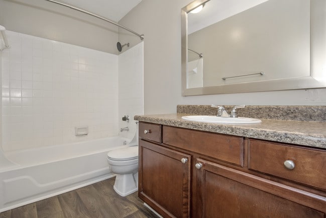 Sommerset Place, Raleigh, NC 27615 - photo 4