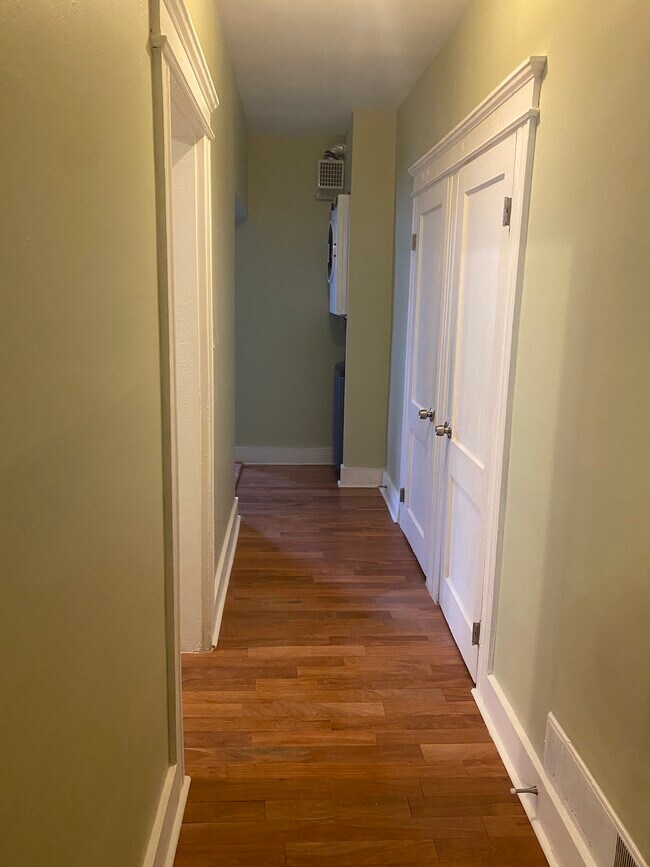 18 N Spring St unit 14 N Spring Street a, Ansonia, CT 06401 - photo 6