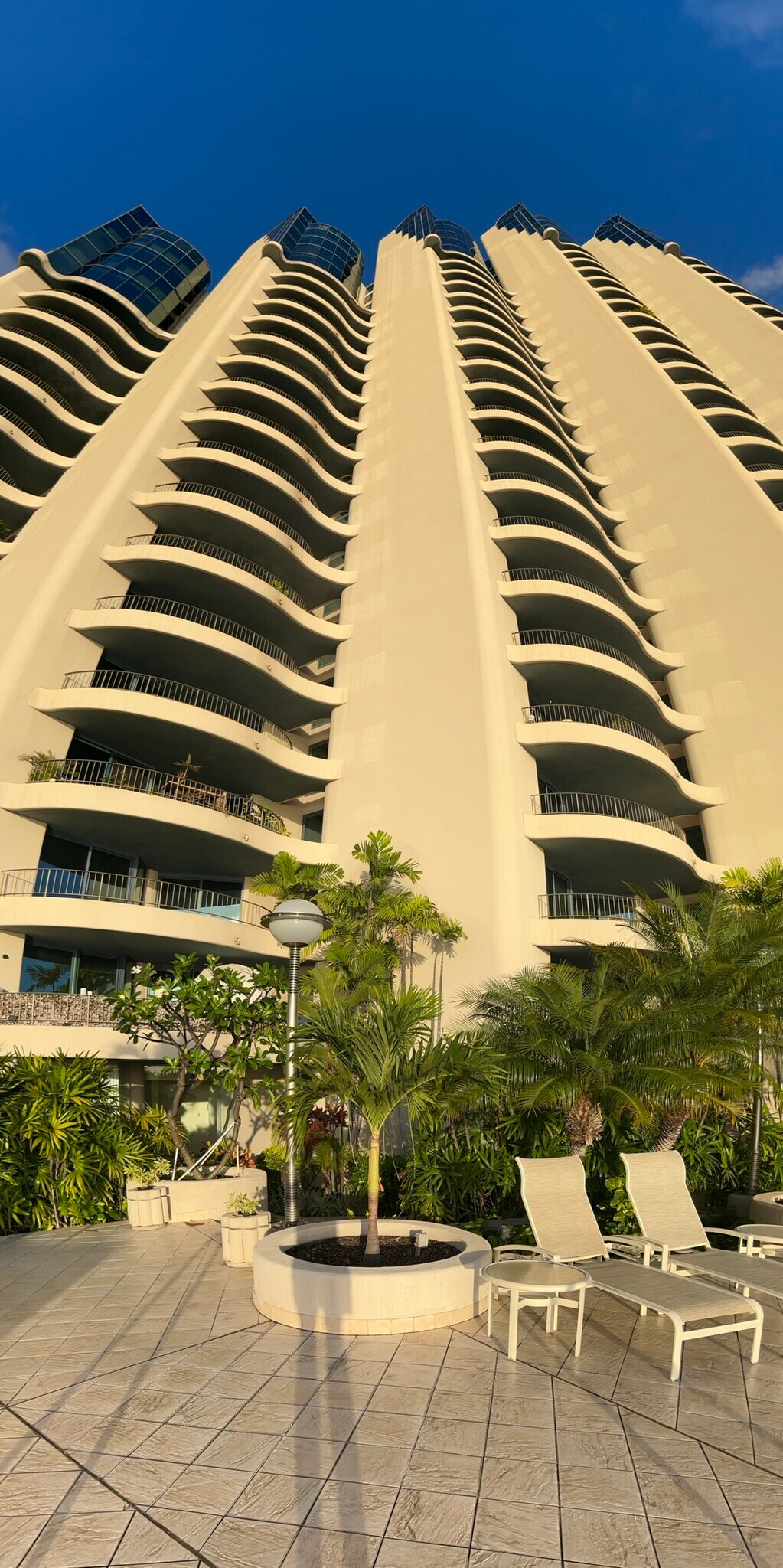 66 Queen St unit 1901, Honolulu, HI 96813 - photo 1