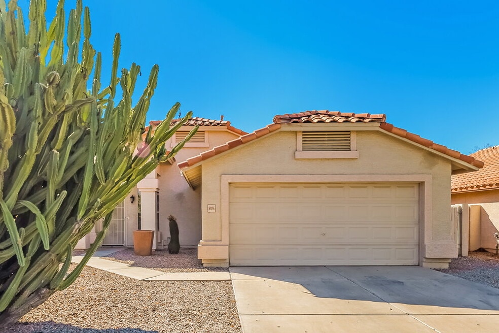 6925 E Laguna Azul Ave, Mesa, AZ 85209 - photo 1