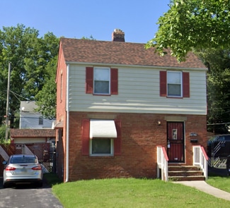 17411 Throckley Ave, Cleveland, OH 44128