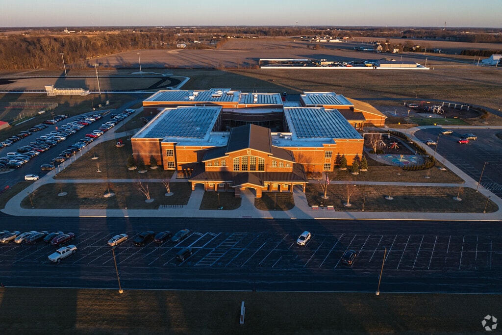 Hopewell Louden High School welcomes all.
