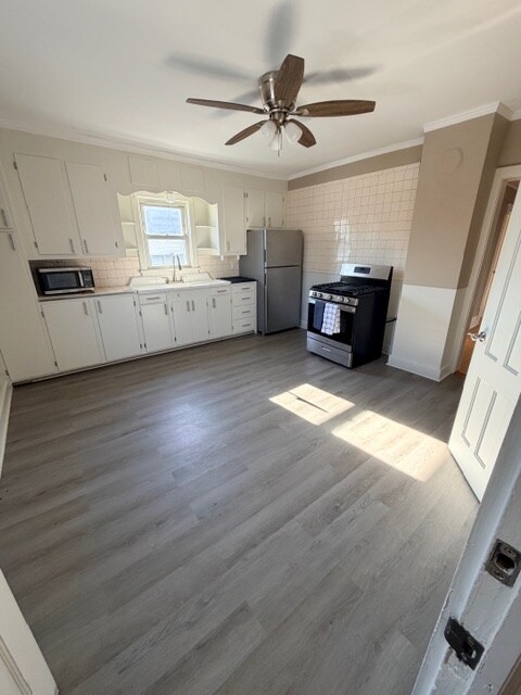 119 Charles Ave unit 2nd Floor, Syracuse, NY 13209 - photo 3