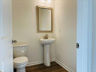 159 Hunter Ridge Dr, Boiling Springs, SC 29316