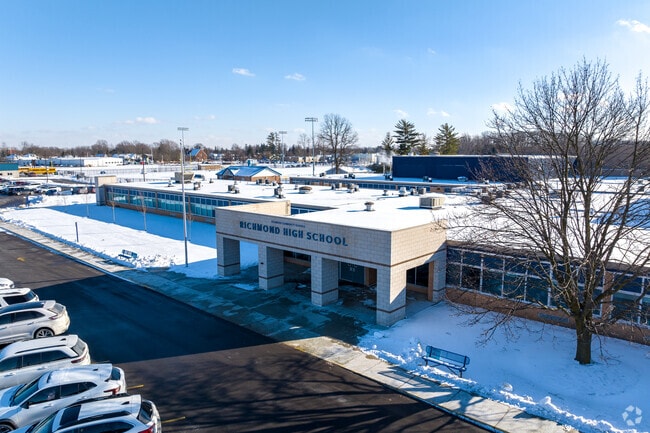 Richmond Community High School, Entrance.