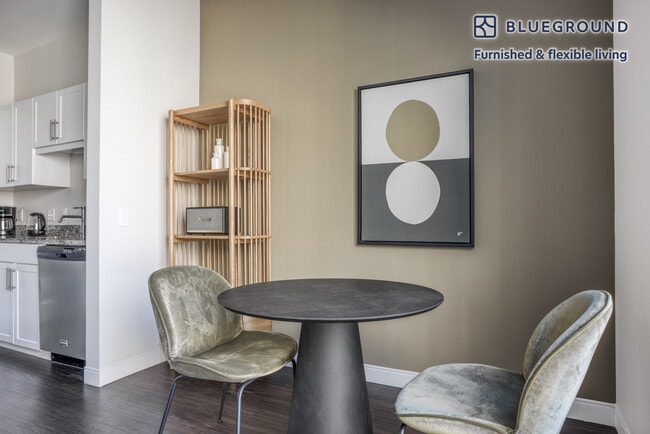 65 Brainerd Rd unit FL4-ID790, Allston, MA 02134 - photo 4