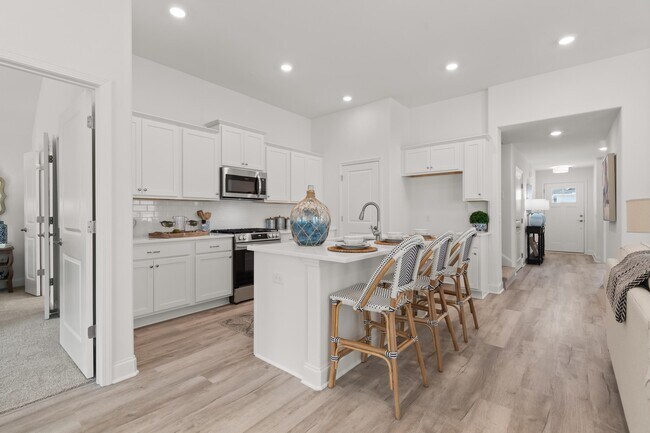 1235 Cedarcrest Blvd, Acworth, GA 30101 - photo 5