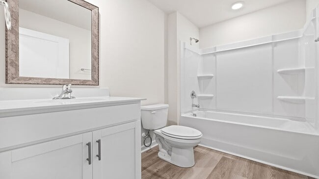 872 Wolverine Ln, Woodruff, SC 29388 - photo 6