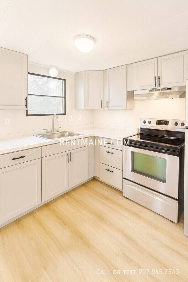 21 White Birch Ln, Levant, ME 04456 - photo 5