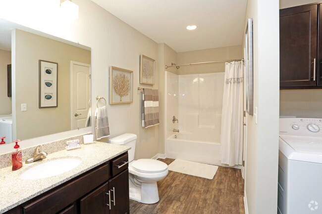 Redwood Grimes, Grimes, IA 50111 - photo 4