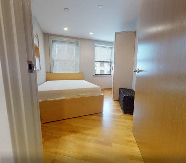 8 Story St, Cambridge, MA 02138 - photo 3