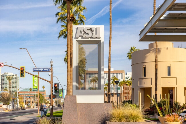 Students and staff at ASU will love the proximity of the Marilyn Ann neighborhood.