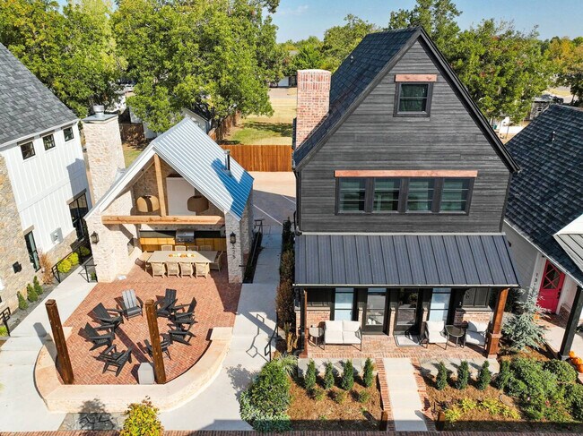 225 W 1st St unit ID1259094P, Edmond, OK 73003 - photo 6