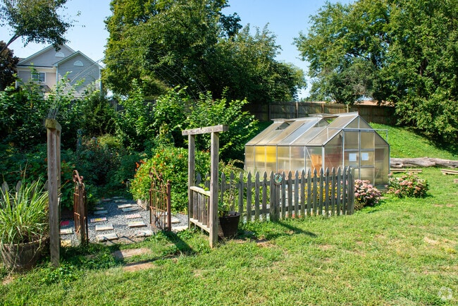 A bee garden at Tuckahoe Elementary School allows children to learn about the environment.