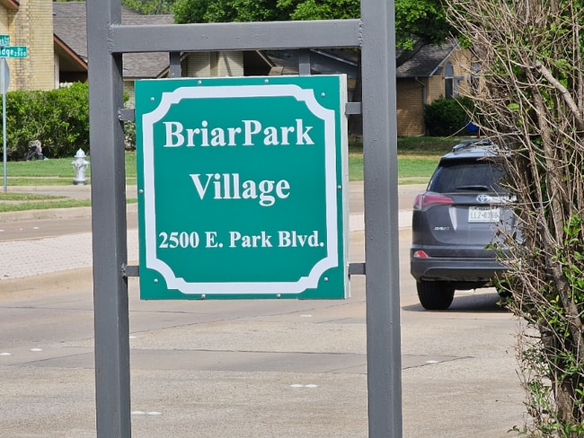 2400 Jupiter Rd unit 9, Plano, TX 75074 - photo 2