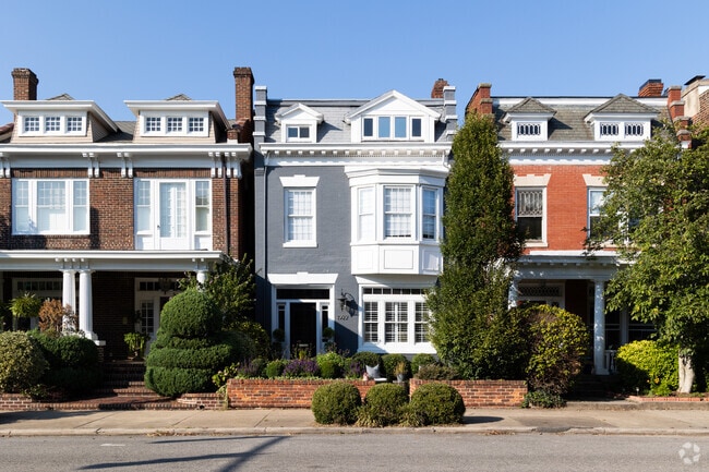 The Fan features two nationally recognized historic districts.