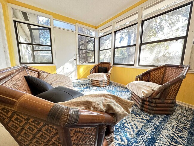 737 SE 4th Ave unit ID1359109P, Gainesville, FL 32601 - photo 7