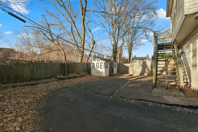 289 Market St, Brighton, MA 02135 - photo 4