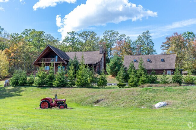 Custom-built homes on acreage are found throughout Shawangunk.