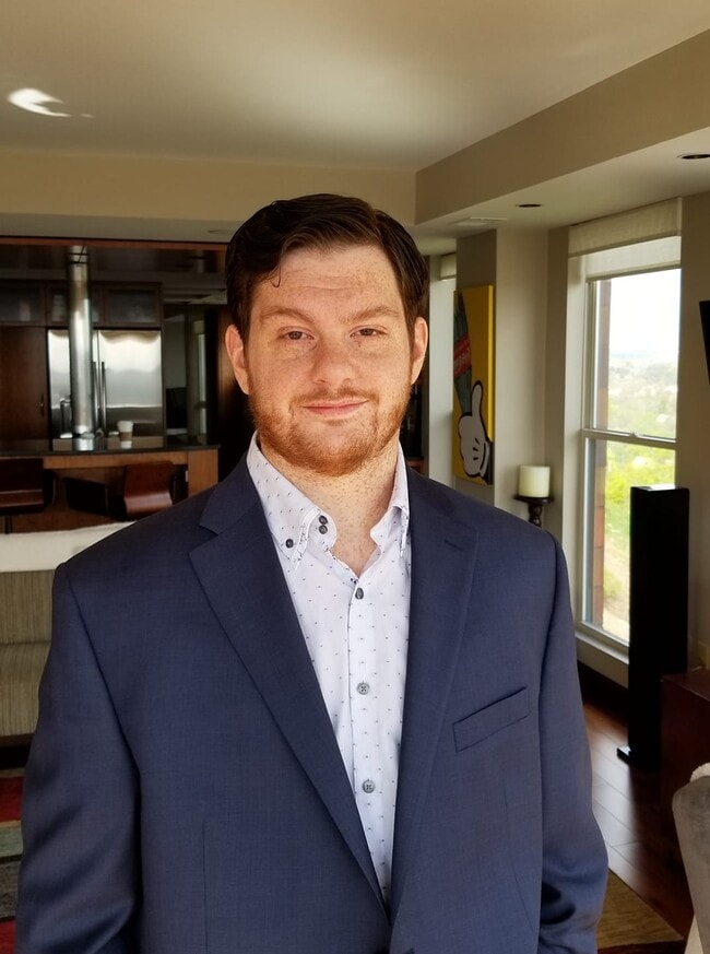 Agent Photo