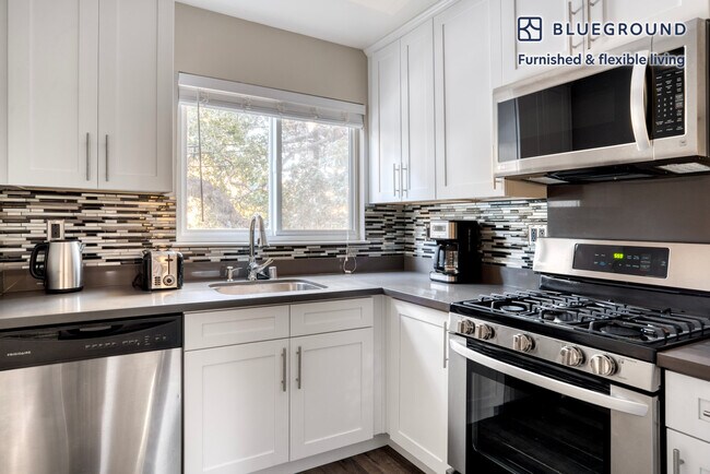 710 Laurel Ave unit FL2-ID1148, San Mateo, CA 94401 - photo 5