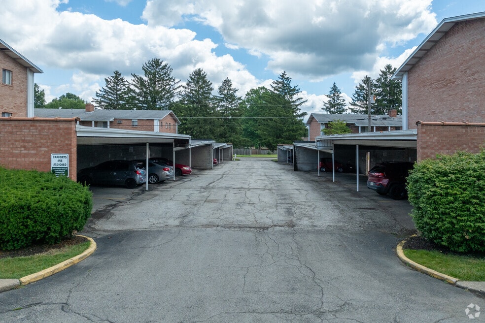 Kerrybrook Apartments, Austintown, OH 44515 - photo 2
